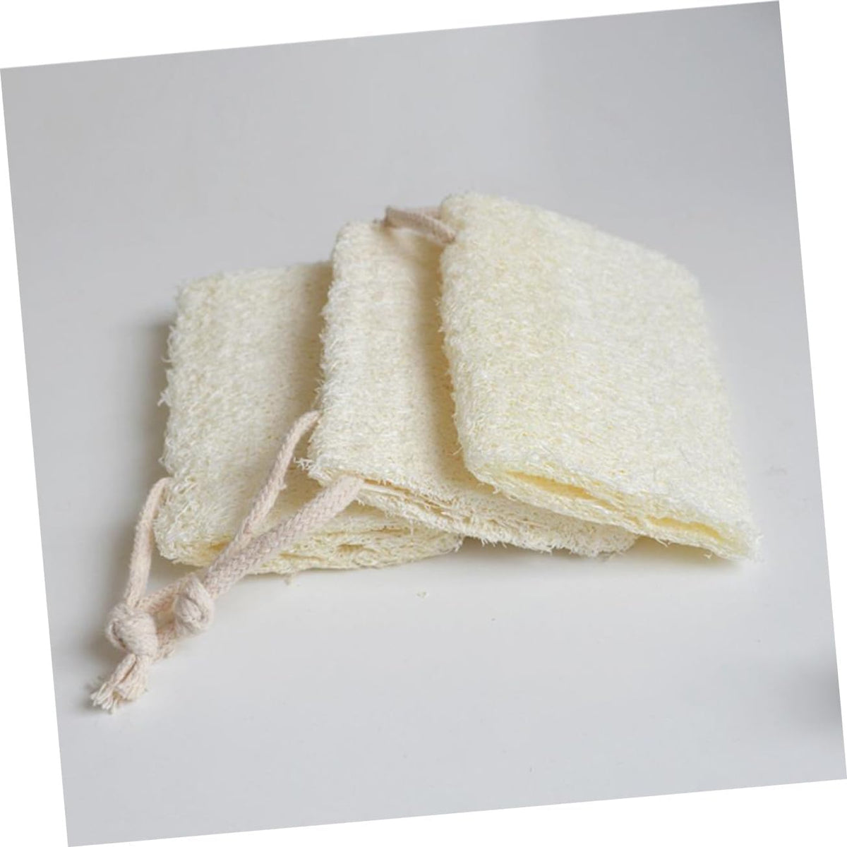 Natural Loofah Bath Shower Sponge 2Pcs Body Scrubber for Scrubbing