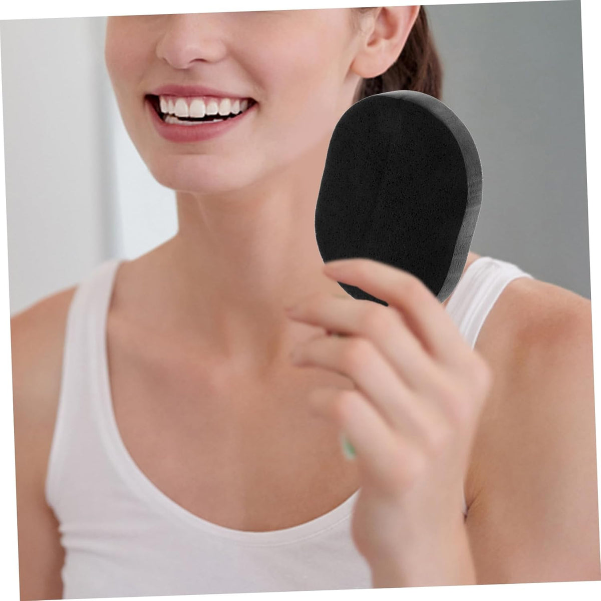 2pcs Bamboo Charcoal Powder Puff Face Cleanser for Women Makeup Sponge Skin Care Cleansing