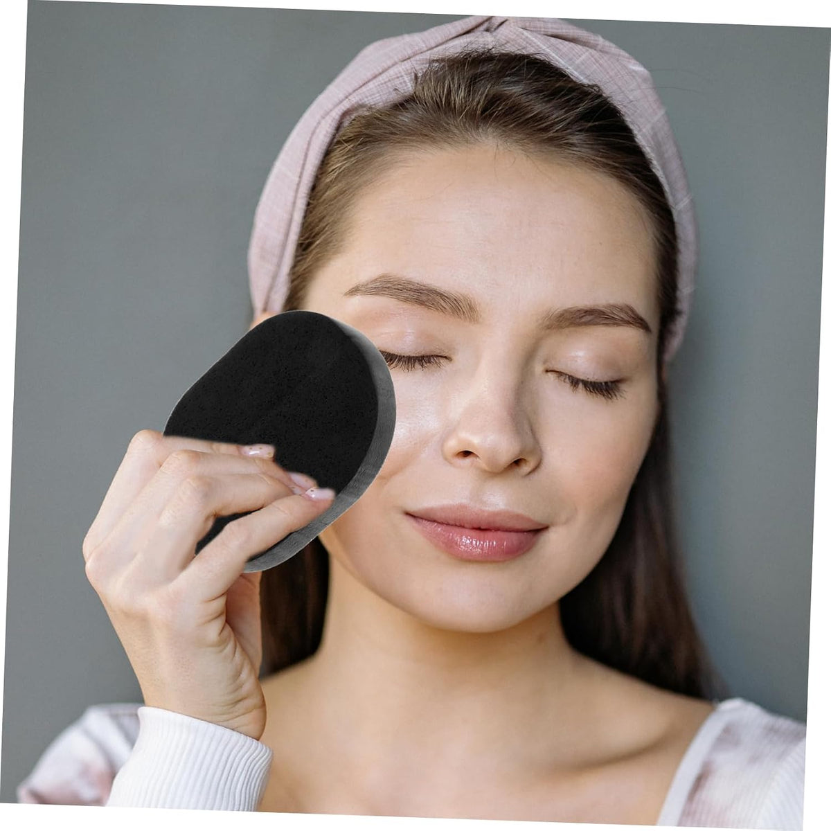 2pcs Bamboo Charcoal Powder Puff Face Cleanser for Women Makeup Sponge Skin Care Cleansing
