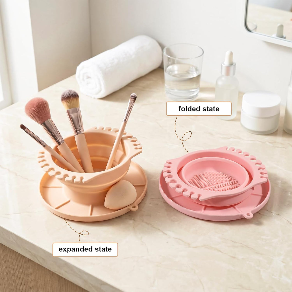 Foldable Silicone Makeup Brush Cleaner Bowl - Portable Cleaning Tool for Brushes, Powder Puffs and Sponges Apricot